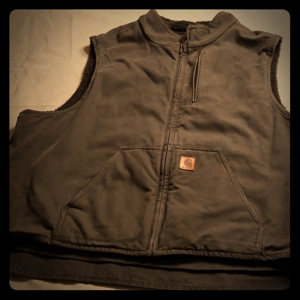 Carhart mens 3x sherpa lined vest .